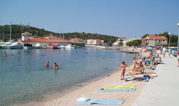 Image No.2-6 Bed Property for sale