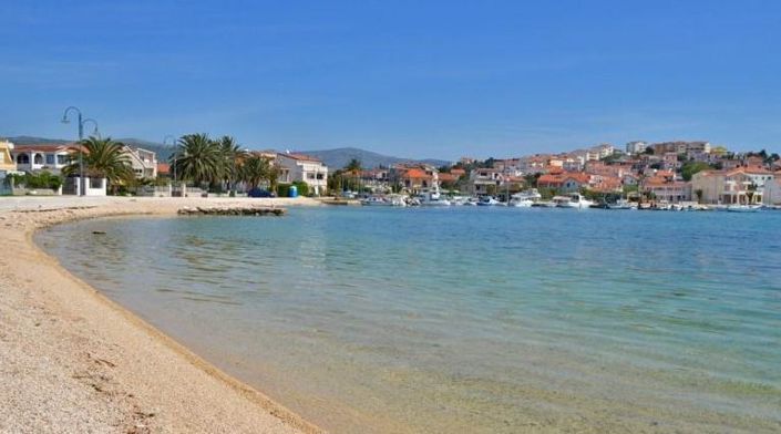 Image No.4-6 Bed Property for sale