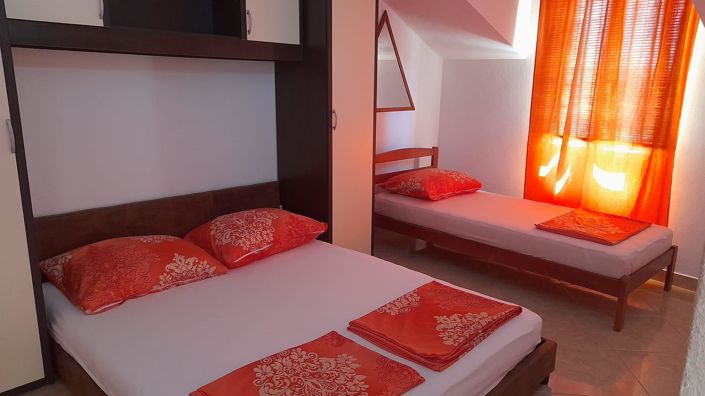 Image No.21-4 Bed Property for sale