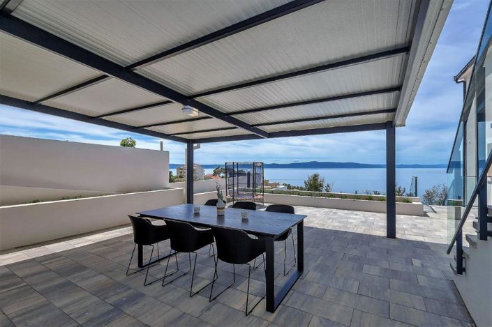 Image No.15-2 Bed Property for sale