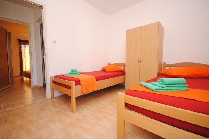 Image No.19-11 Bed Property for sale