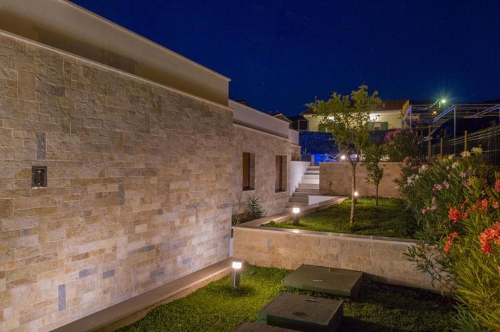 Image No.23-3 Bed Property for sale