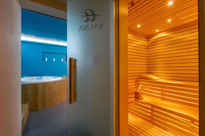 Image No.16-5 Bed Property for sale