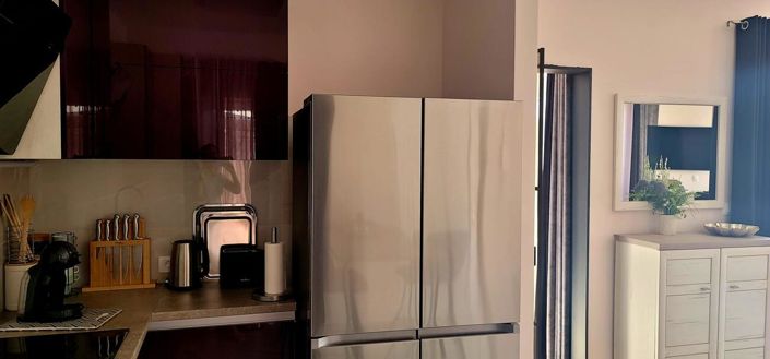 Image No.19-4 Bed Property for sale