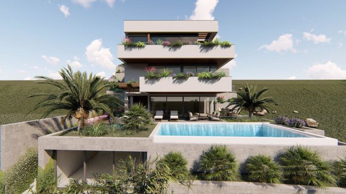 Image No.12-4 Bed Property for sale