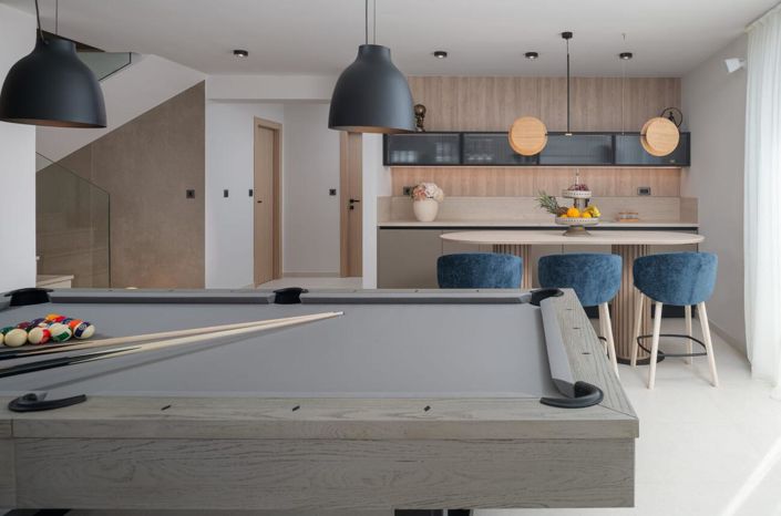 Image No.13-4 Bed Property for sale