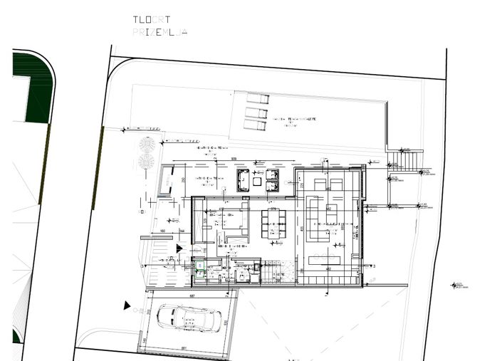 Image No.11-4 Bed Property for sale