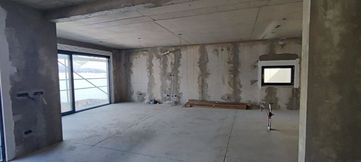 Image No.21-4 Bed Property for sale