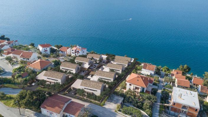 Image No.24-4 Bed Property for sale