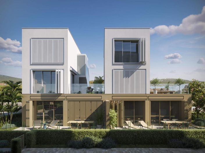 Image No.17-4 Bed Property for sale