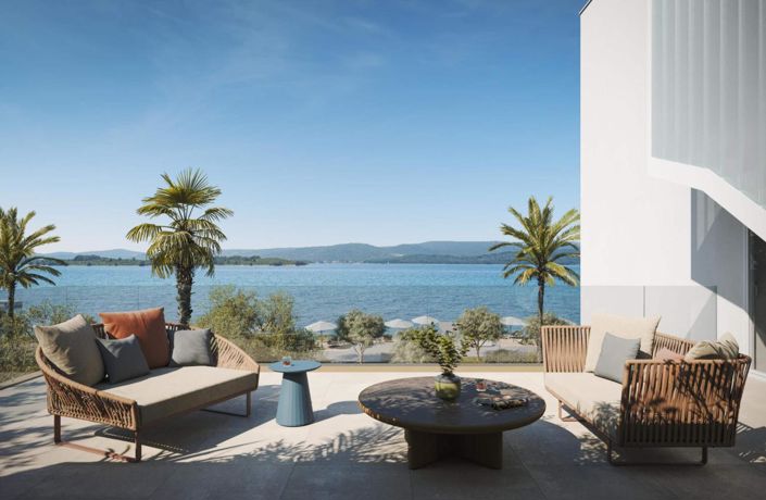 Image No.5-4 Bed Property for sale