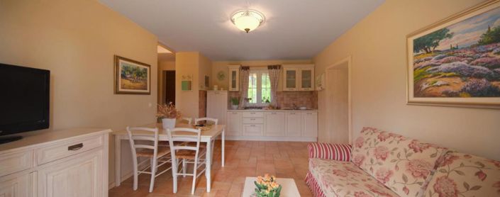 Image No.24-14 Bed Property for sale