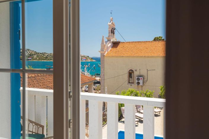 Image No.4-3 Bed Property for sale