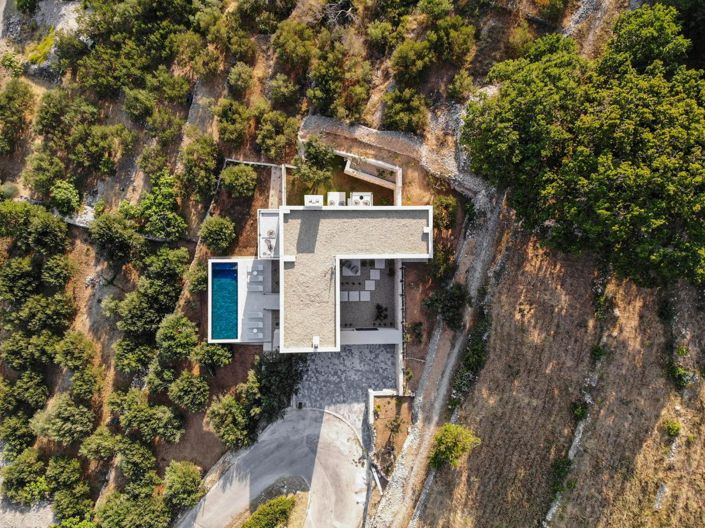 Image No.5-4 Bed Property for sale