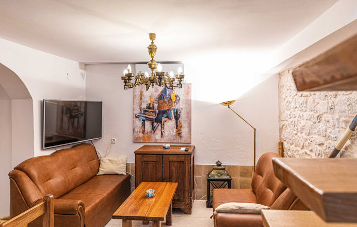 Image No.23-3 Bed Property for sale