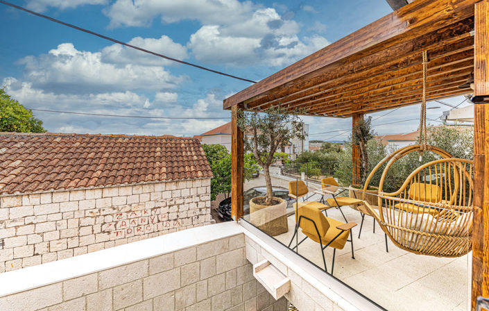 Image No.9-3 Bed Property for sale