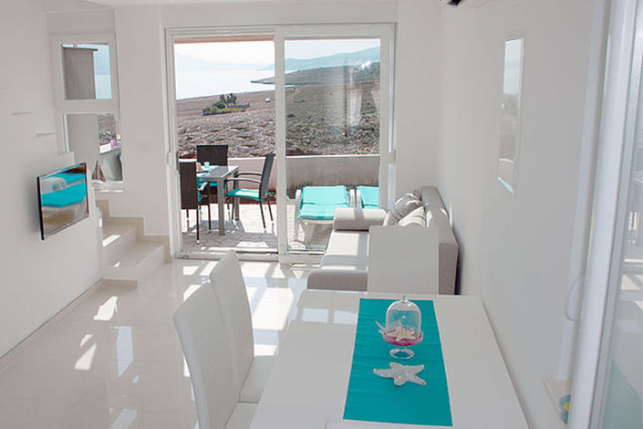 Image No.22-25 Bed Property for sale