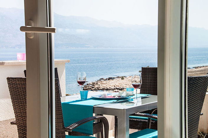 Image No.25-25 Bed Property for sale