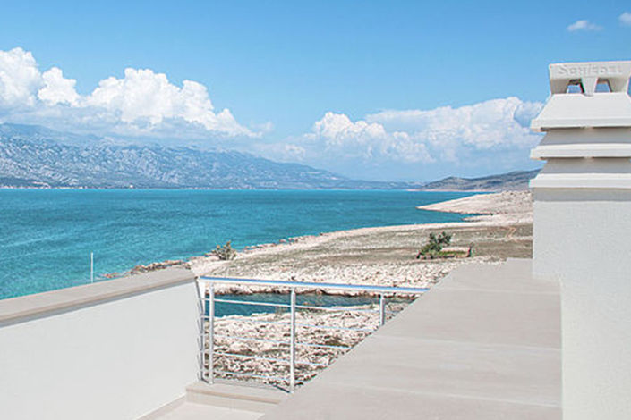 Image No.3-25 Bed Property for sale