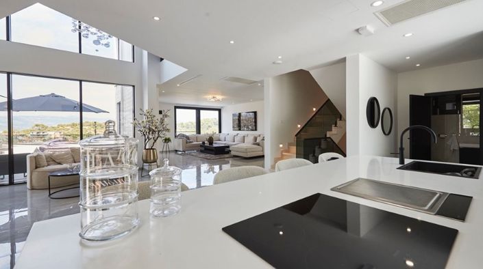 Image No.23-4 Bed Property for sale