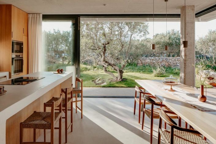 Image No.19-3 Bed Property for sale