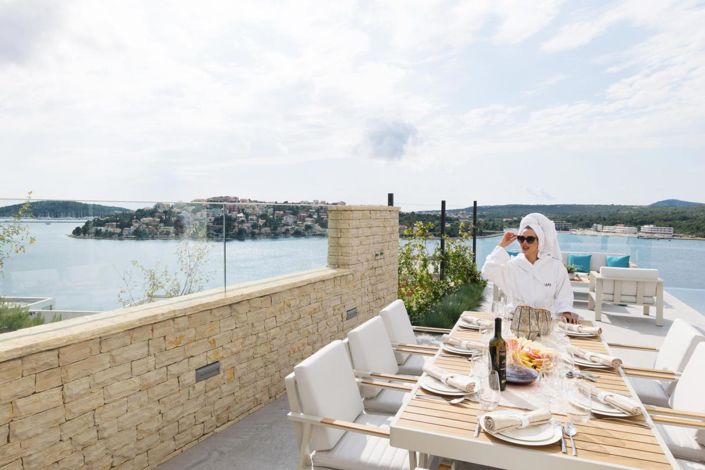 Image No.22-4 Bed Property for sale