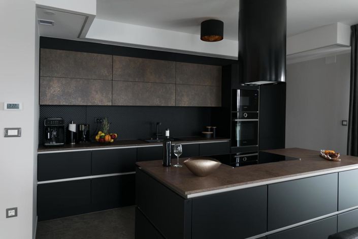 Image No.23-4 Bed Property for sale