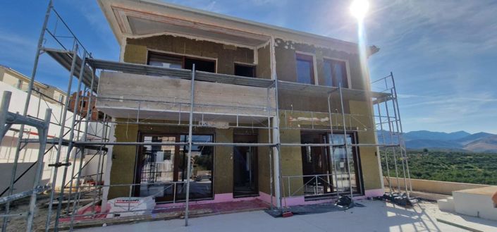 Image No.19-4 Bed Property for sale