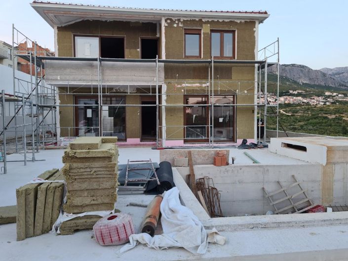 Image No.22-4 Bed Property for sale