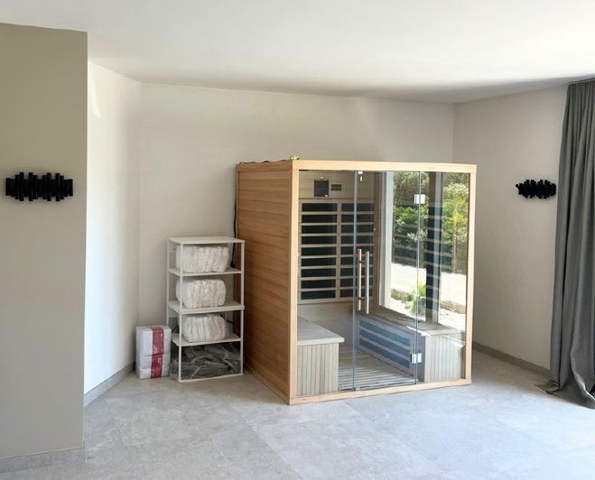 Image No.20-4 Bed Property for sale