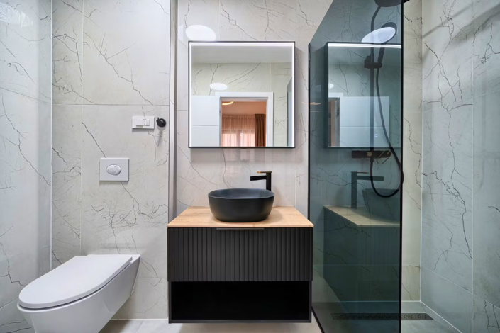 Image No.9-5 Bed Property for sale