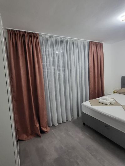 Image No.19-4 Bed Property for sale