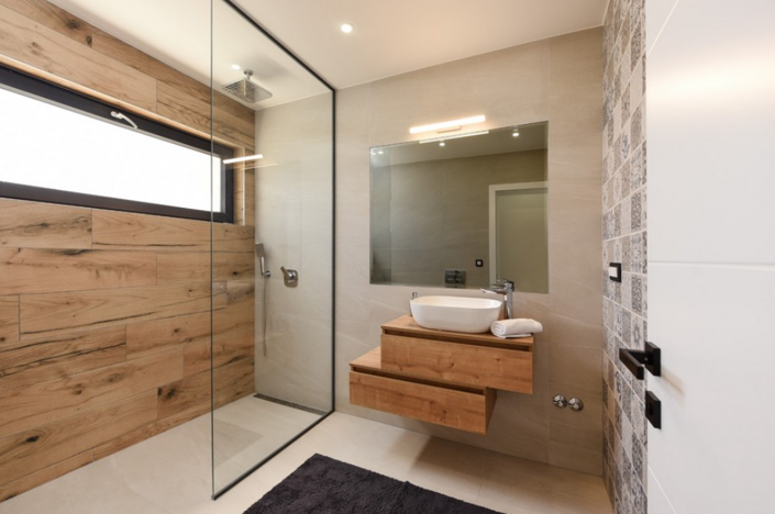 Image No.22-4 Bed Property for sale