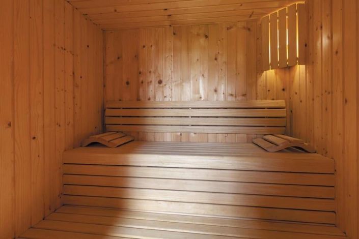 Image No.16-9 Bed Property for sale