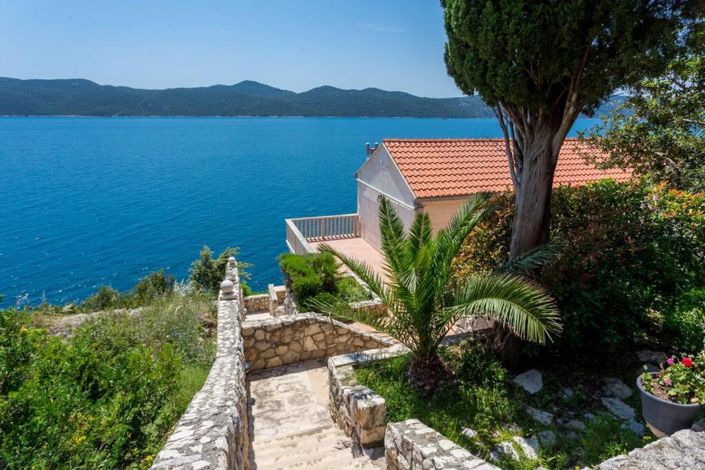 Image No.2-3 Bed Property for sale