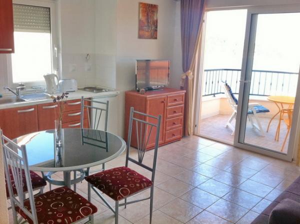 Image No.13-7 Bed Property for sale