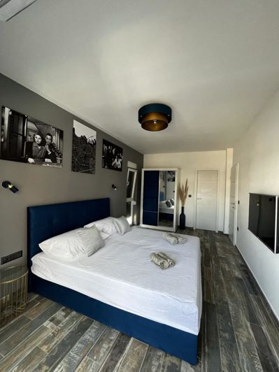 Image No.14-4 Bed Property for sale