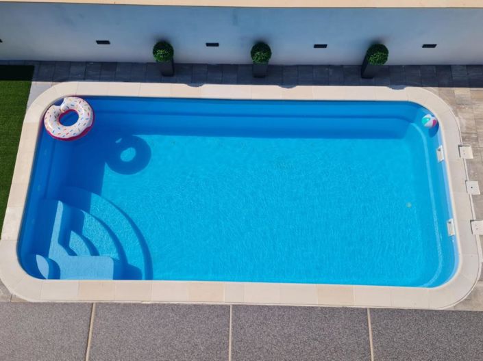 Image No.24-4 Bed Property for sale