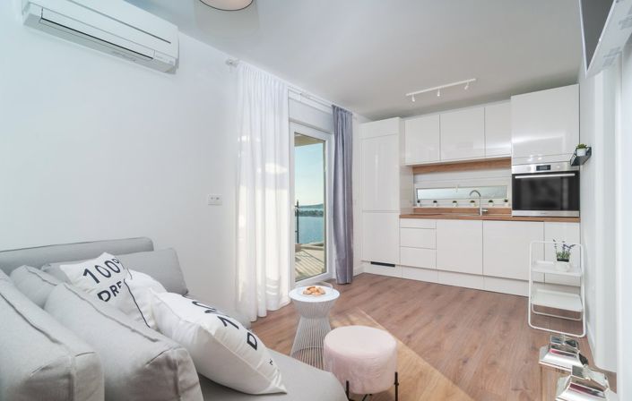 Image No.23-4 Bed Property for sale