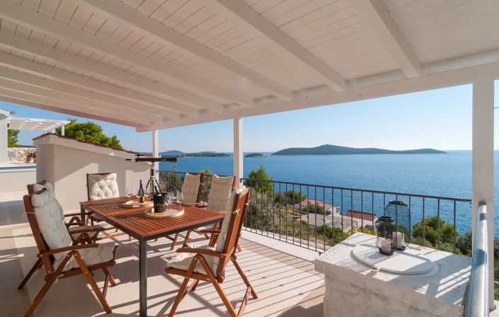 Image No.7-4 Bed Property for sale