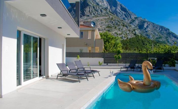 Image No.2-3 Bed Property for sale