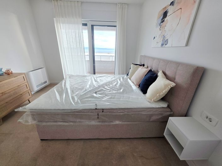 Image No.14-3 Bed Property for sale