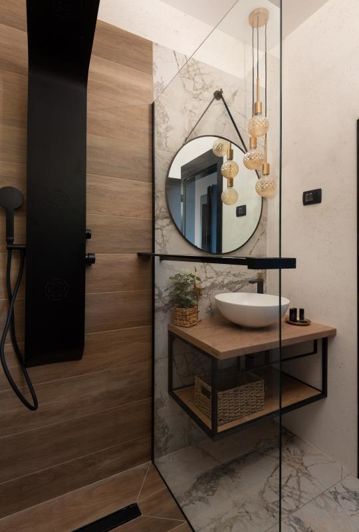 Image No.14-6 Bed Property for sale