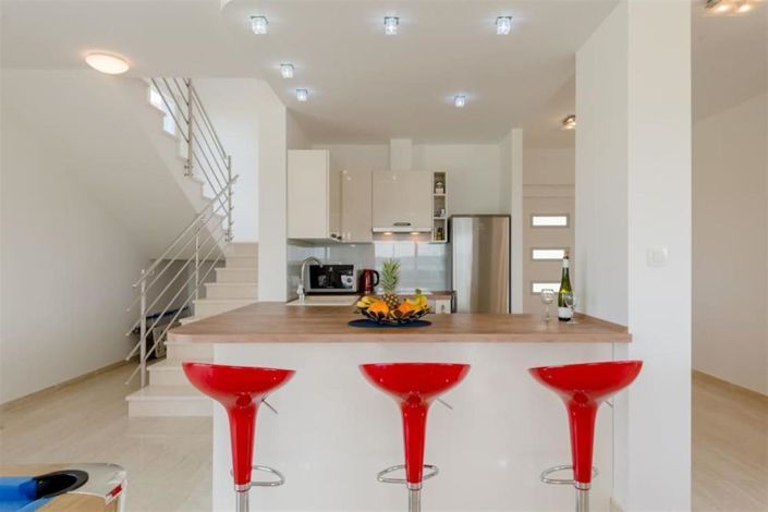 Image No.4-3 Bed Property for sale