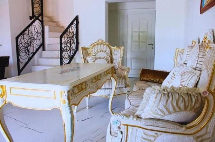 Image No.25-4 Bed Property for sale