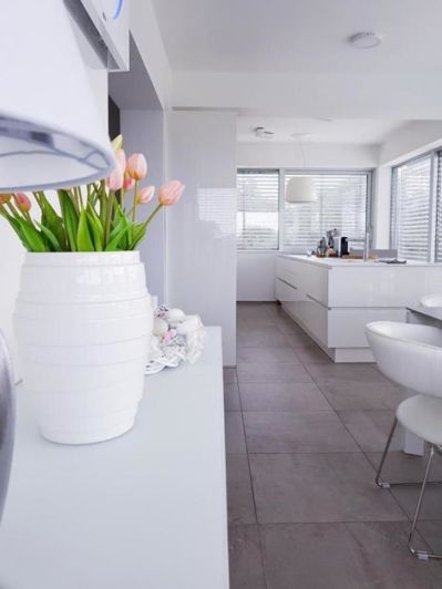 Image No.15-7 Bed Property for sale