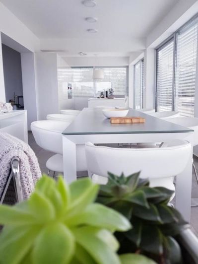 Image No.16-7 Bed Property for sale