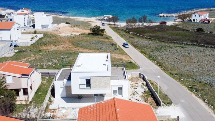 Image No.2-3 Bed Property for sale