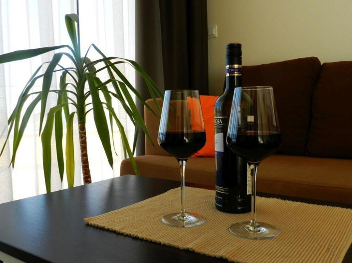 Image No.2-6 Bed Property for sale