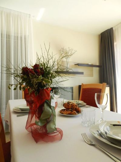 Image No.7-6 Bed Property for sale